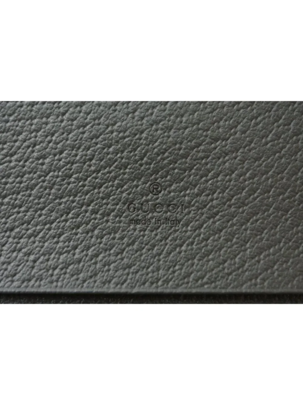 Gucci Bifold Card Slot Business Ophidia GG Supreme Gray Wallet